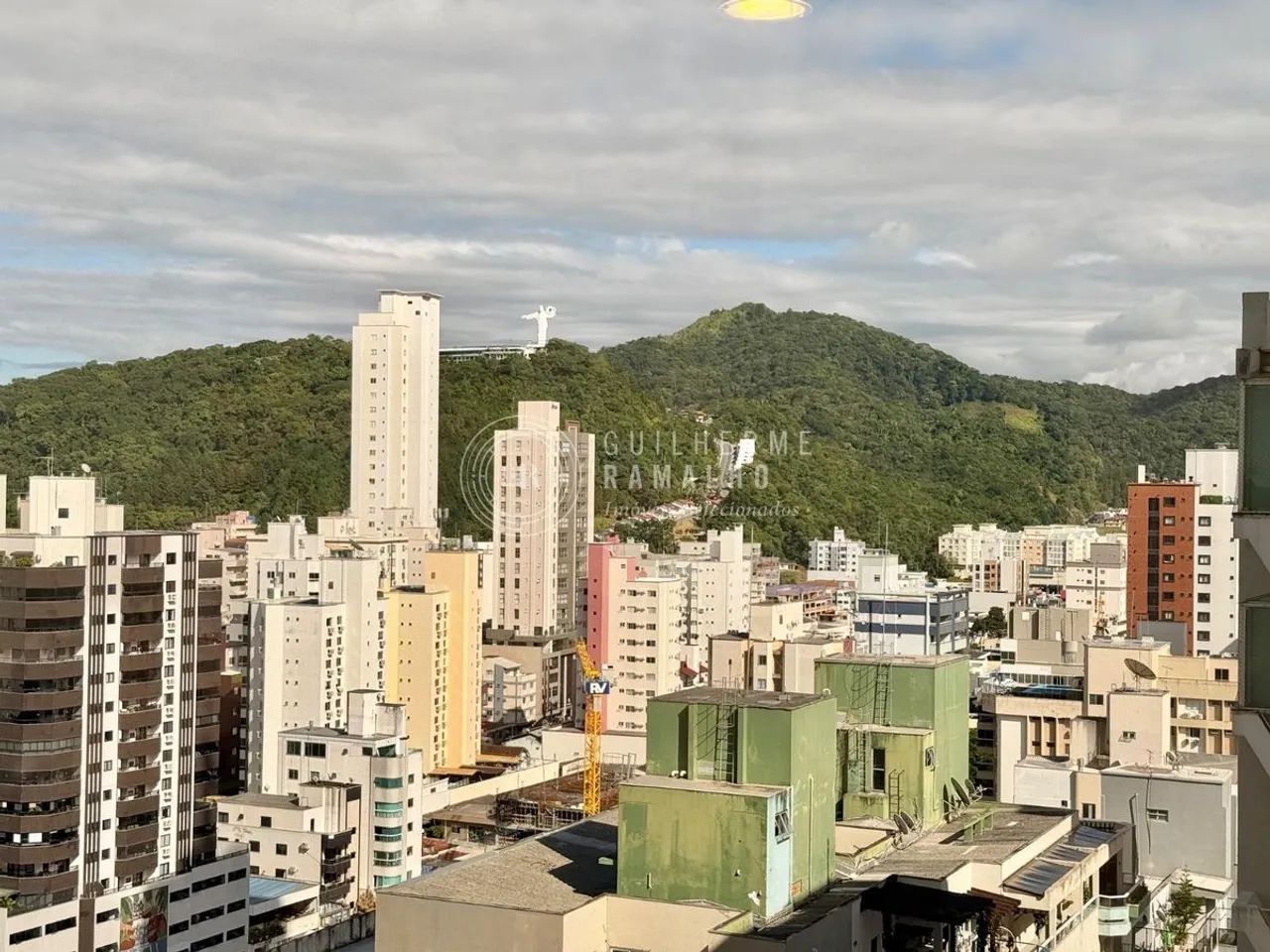 Locação Anual Sala Comercial em Empresarial 20m², no centro, Balneário Camboriú - Foto 4