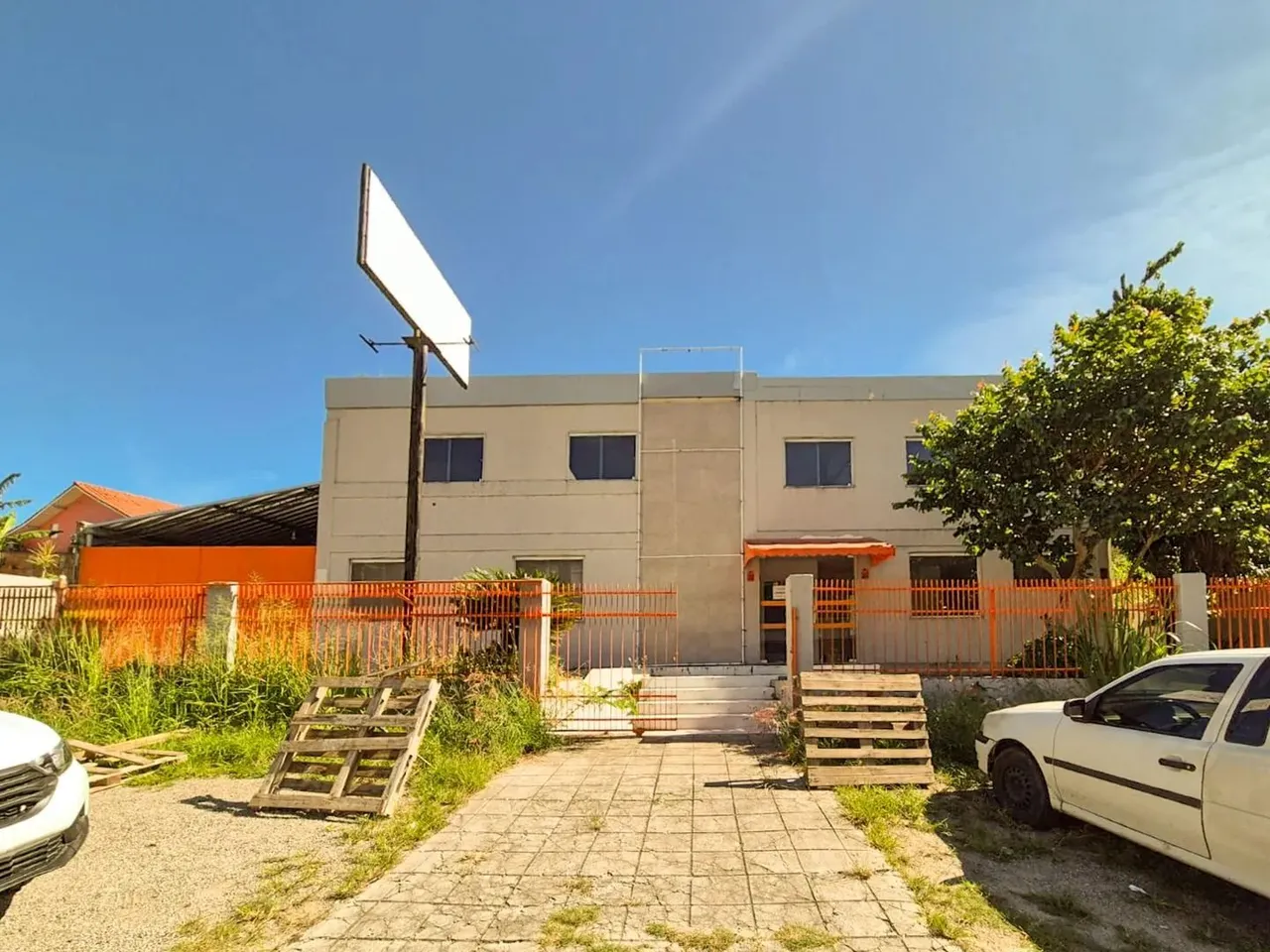 Galpão, 1000 m² - venda por R$ 3.000.000,00 ou aluguel por R$ 15.000,00/mês - Itaipu - Nit
