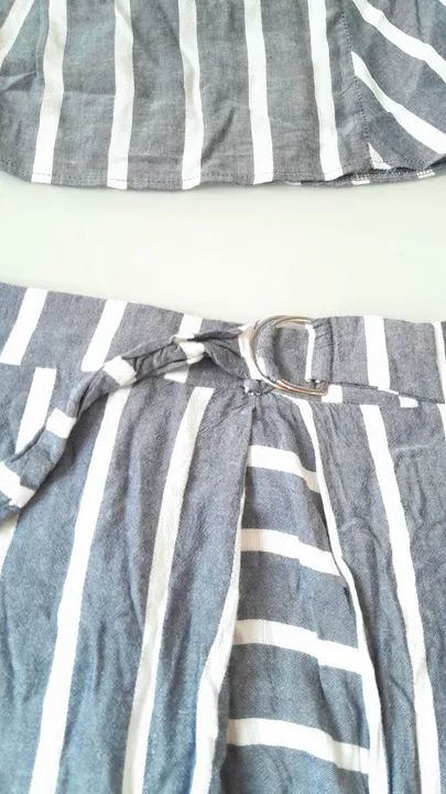 Conjunto de saia e croped listrado - Foto 3
