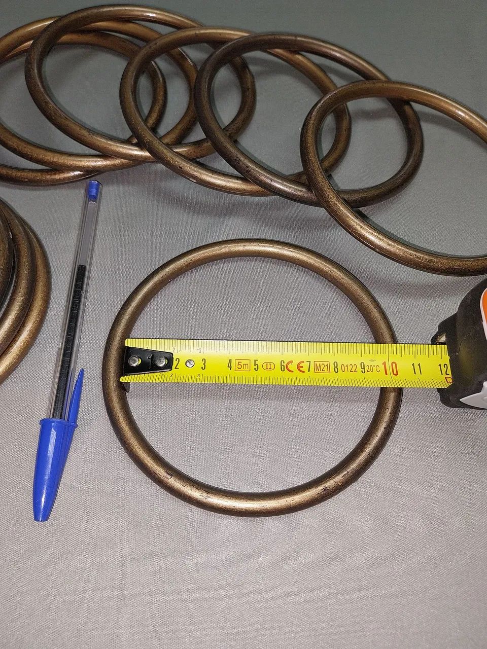 Argola plástica 10cm 