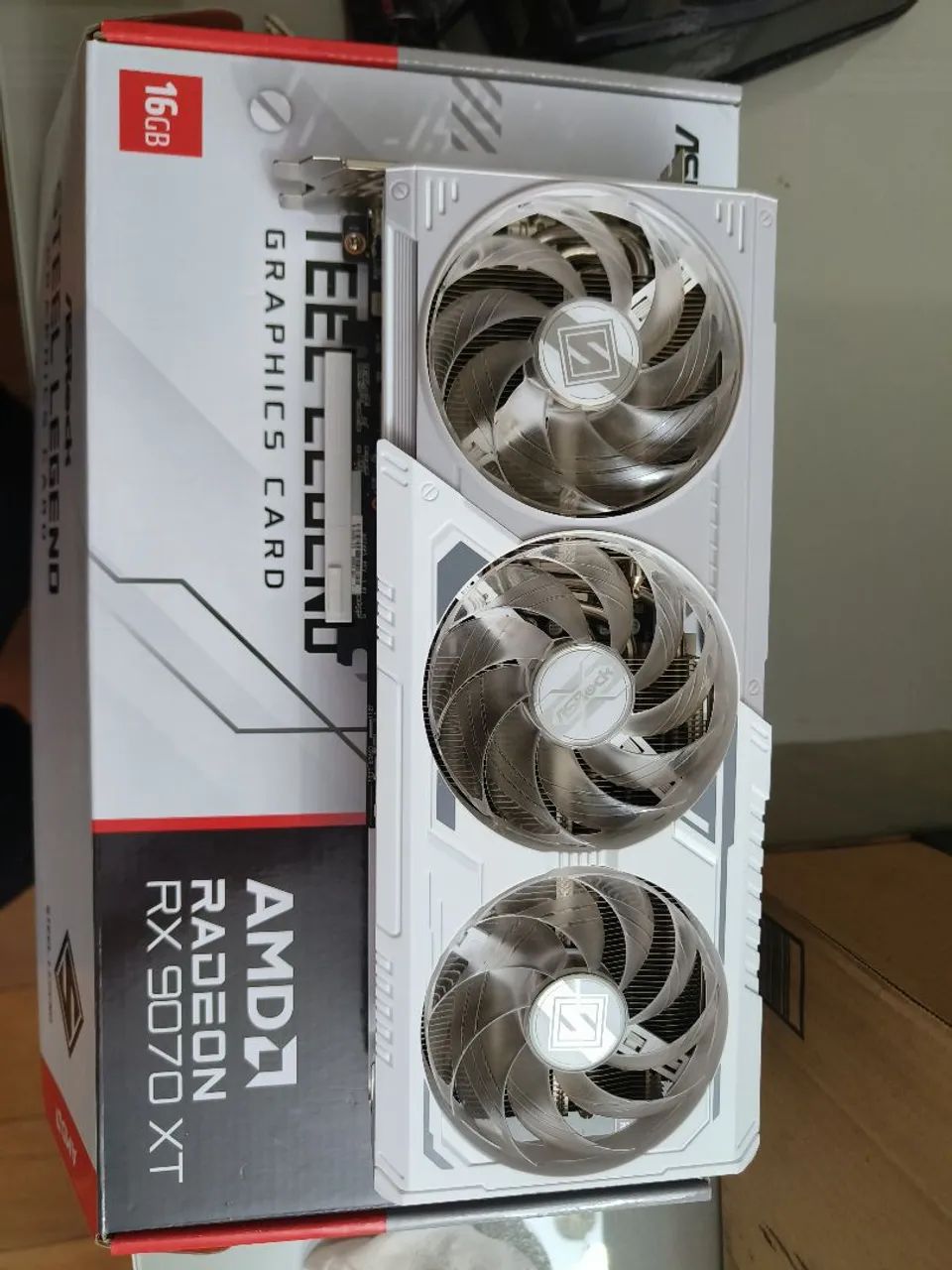 PLACA DE VÍDEO RX 9070XT 16GB ASROCK STEEL LEGEND - Leia a descrição