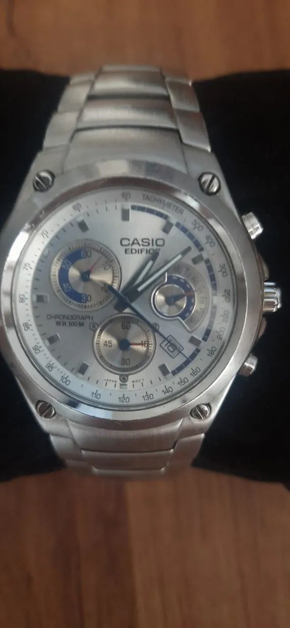 Relógio masculino Casio Edifice EF-507 com cronógrafo, dia e data e movimento de quartzo. - Foto 4