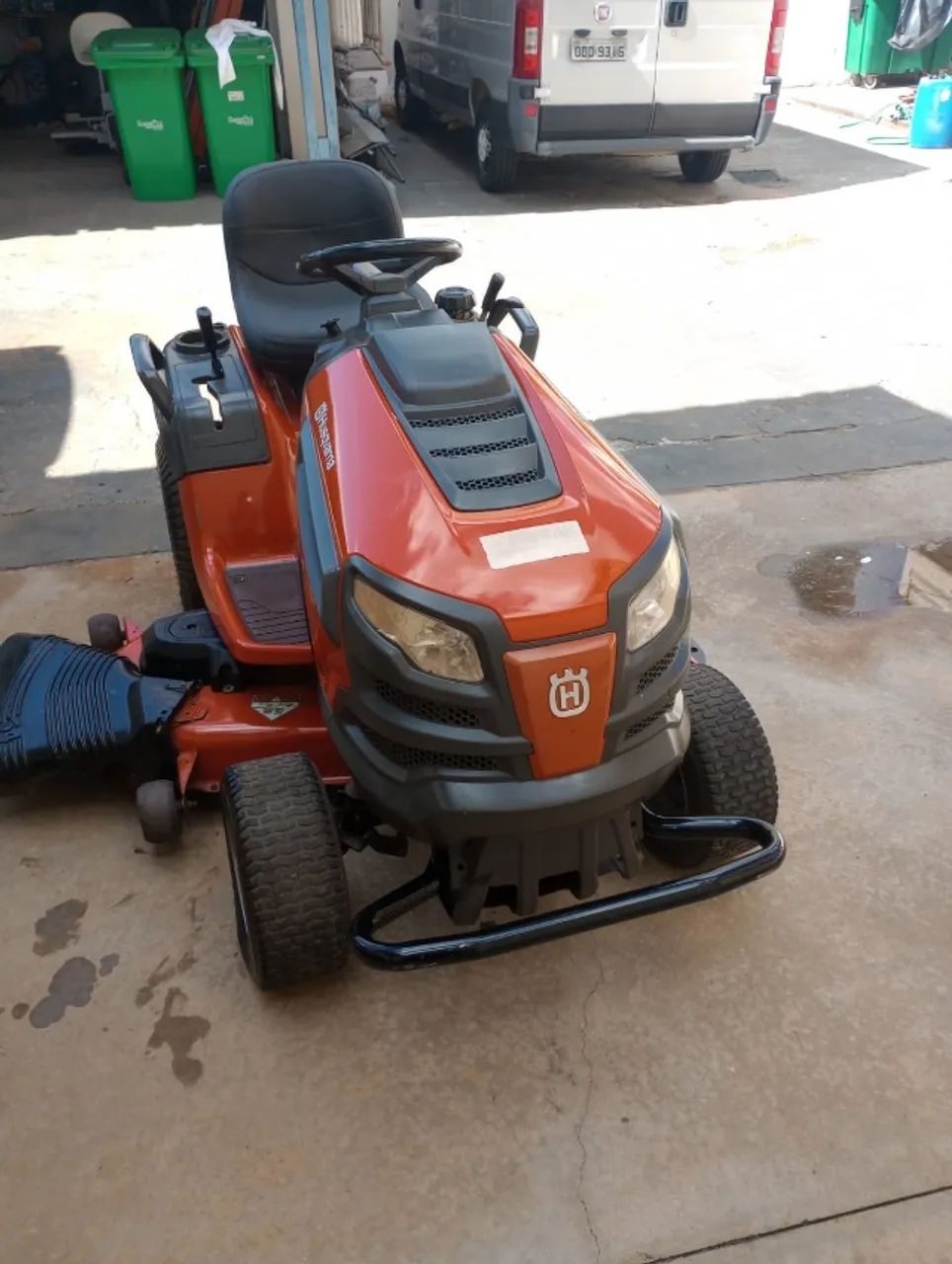 TRATOR HUSQVARNA 26CV LGT2654 2016
