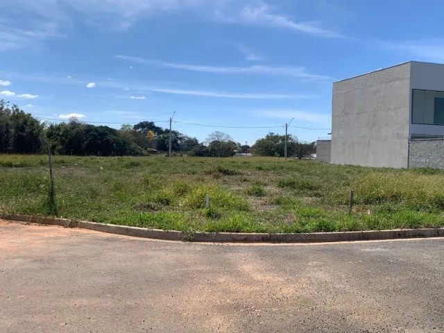 Foto - Pindamonhangaba - Residencial Mombaça I