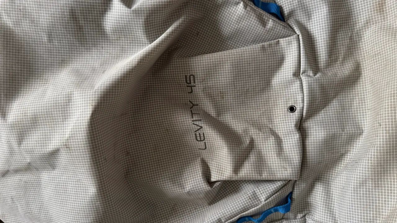 Mochila Osprey Levity 45L  UL 815gr - Foto 6