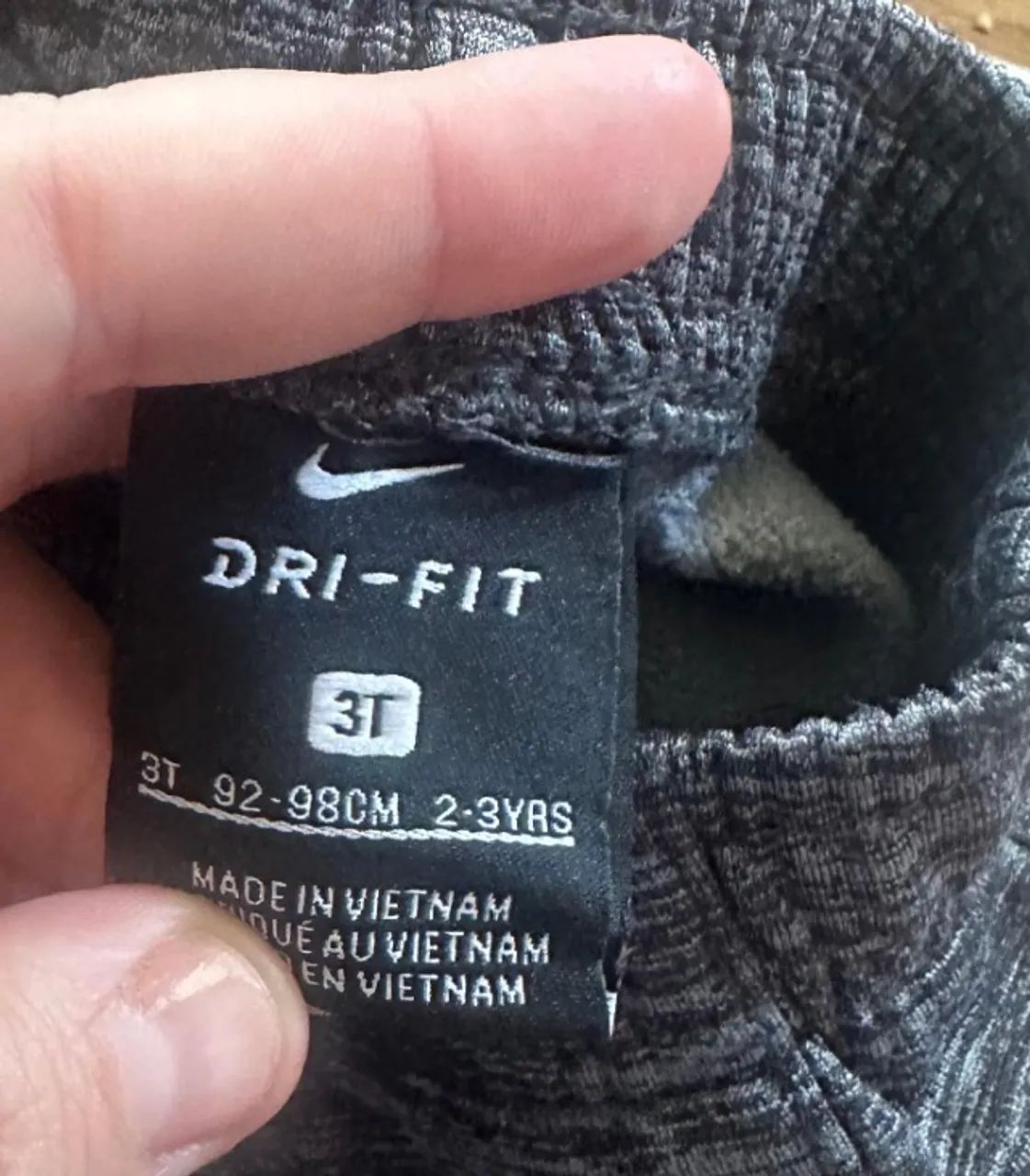 calça nike tamanho 3t importada (desapego) - Foto 4