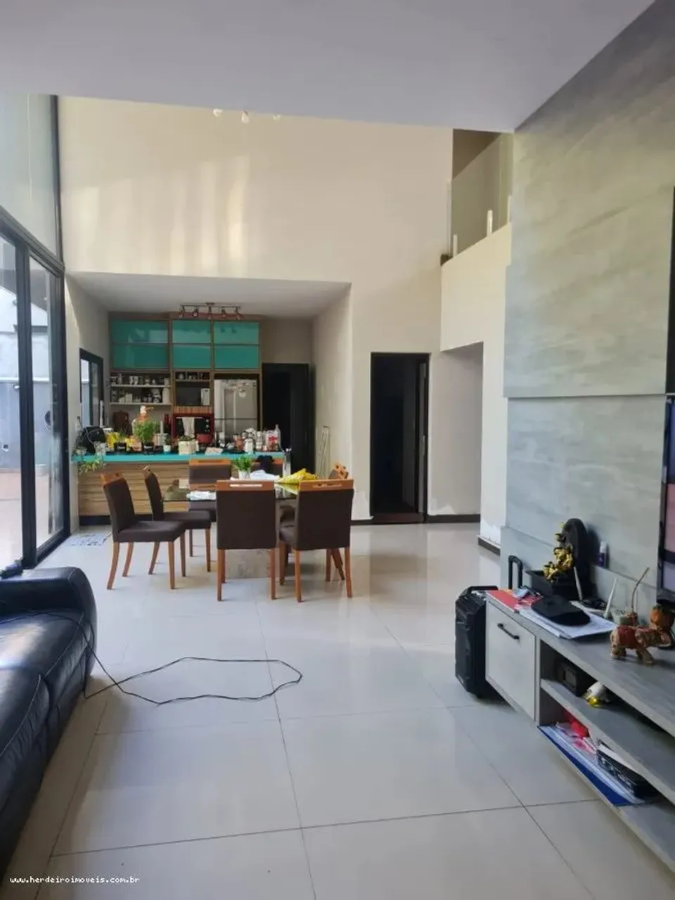 Casa para Locação em Mogi das Cruzes, Jardim São Pedro, 5 dormitórios, 5 suítes, 6 banheir