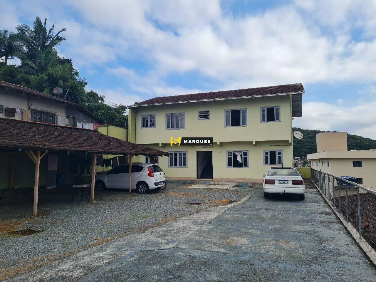 Prédio com 4 apartamentos ja alugados, ótima oportunidade de investimento - Foto 3