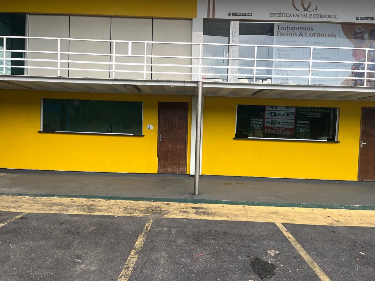 Alugo salas comerciais .