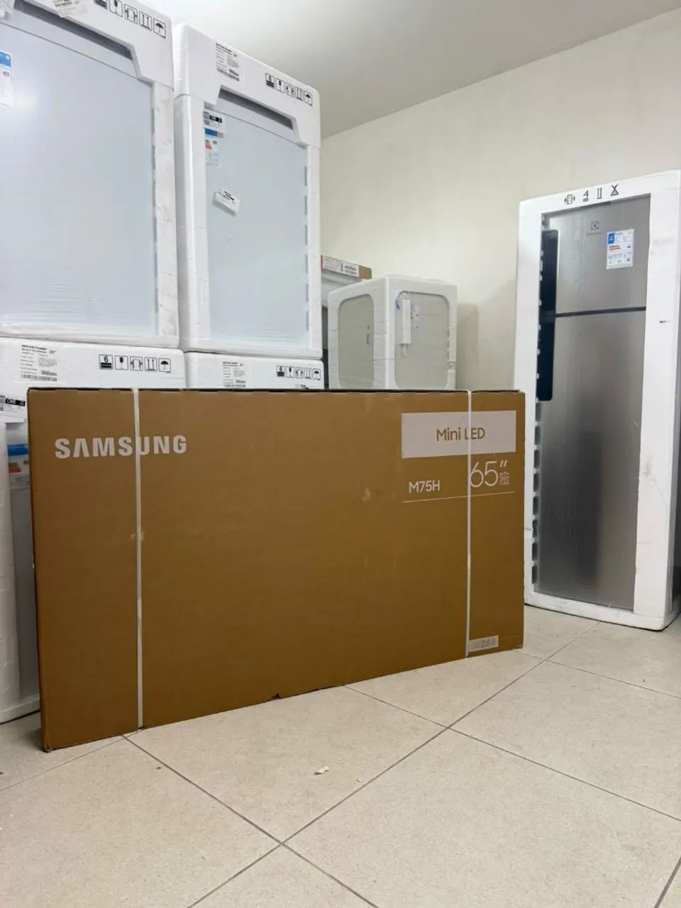 Samsung Smart TV 65 polegadas MiniLED 4K M75H nova - Foto 3