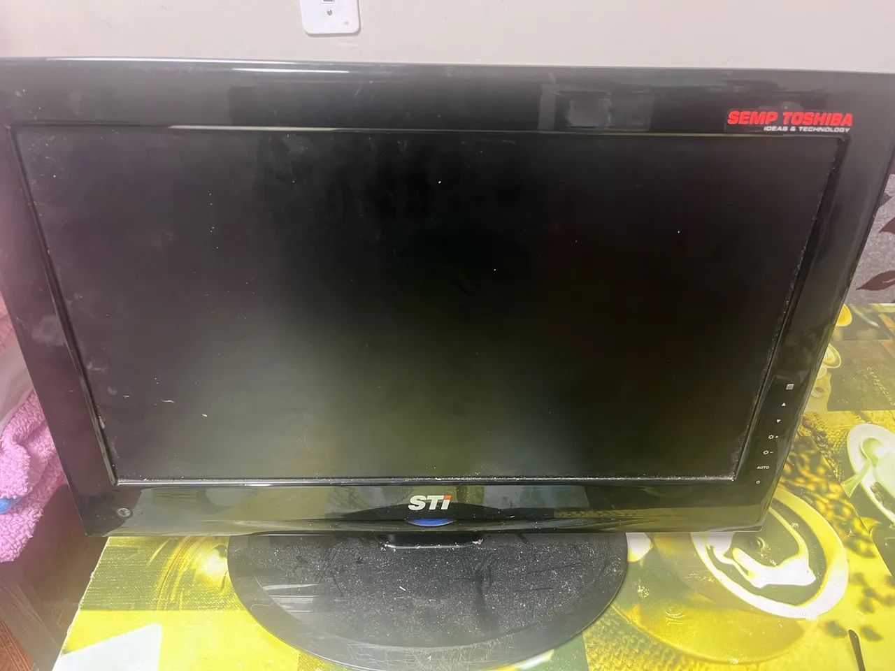 Monitor led 18,5 