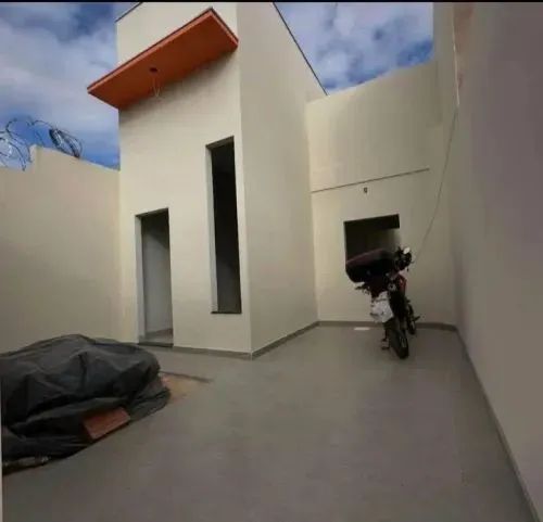 CASA DISPONÍVEL NA CONDOR 
