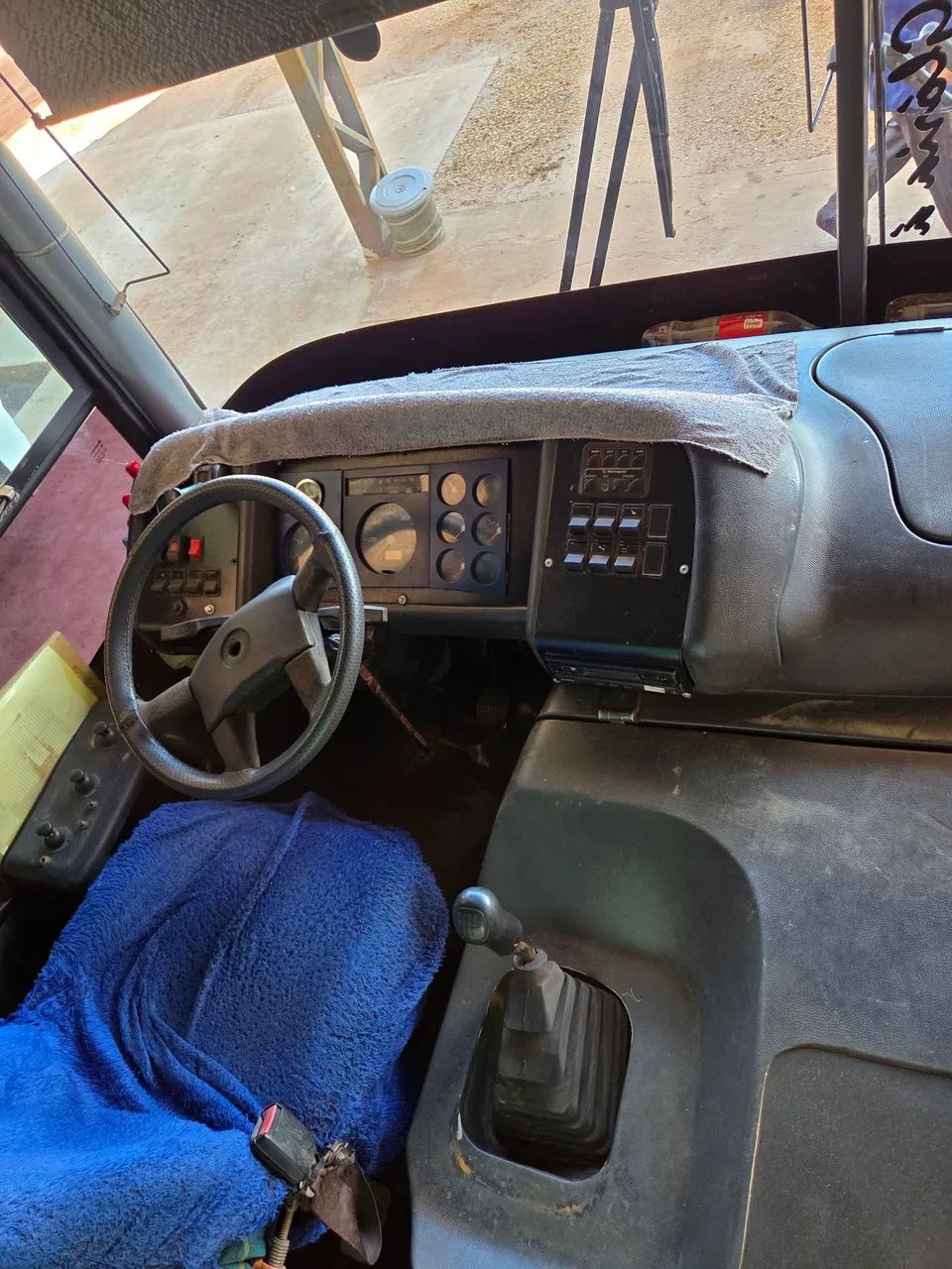 Ônibus motor dianteiro com ar - Foto 9