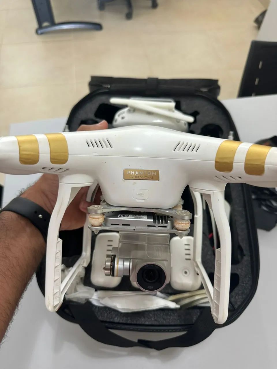 Drone DJI Phantom 3 Professional - Drones - Mambaí 1498700756 | OLX