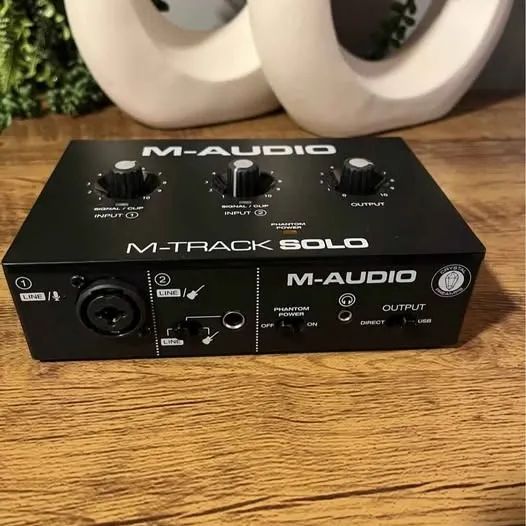 Interface de Áudio M-Audio M-Track Solo