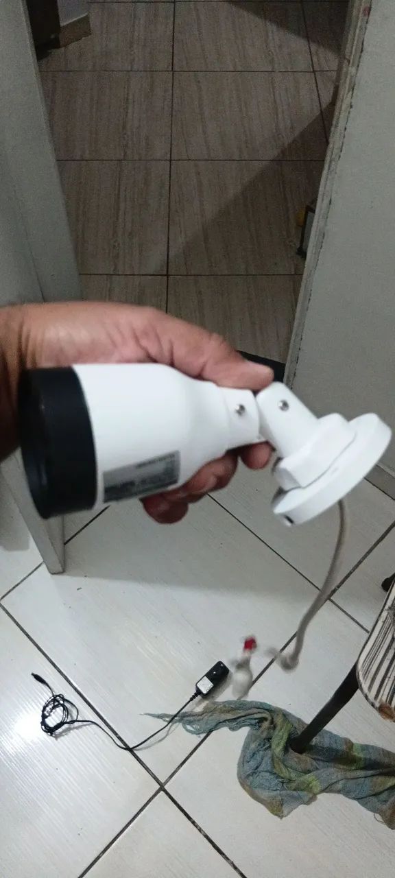Vendo câmera intelbras IP - Foto 3