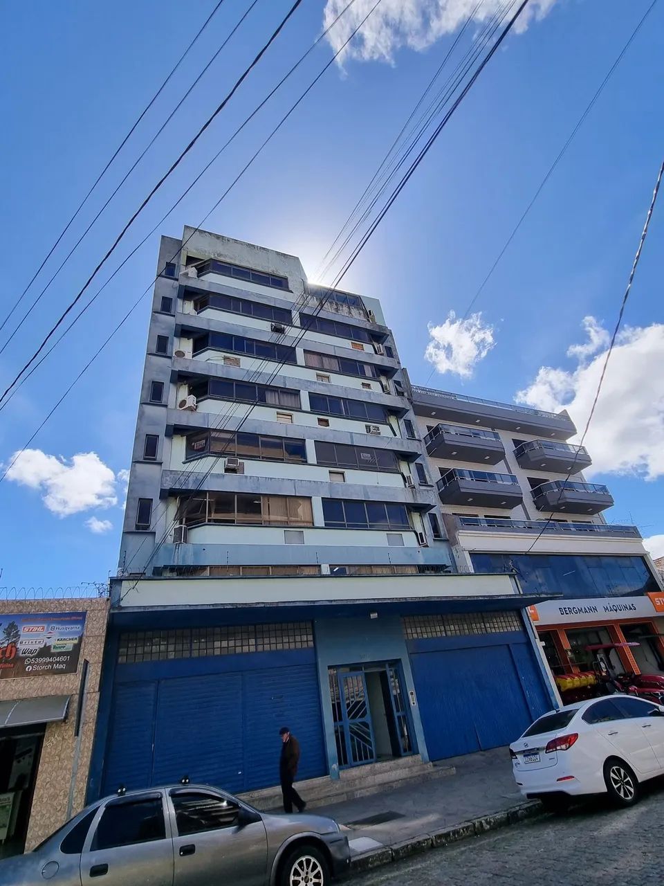 Excelente sala no Condominio Italia