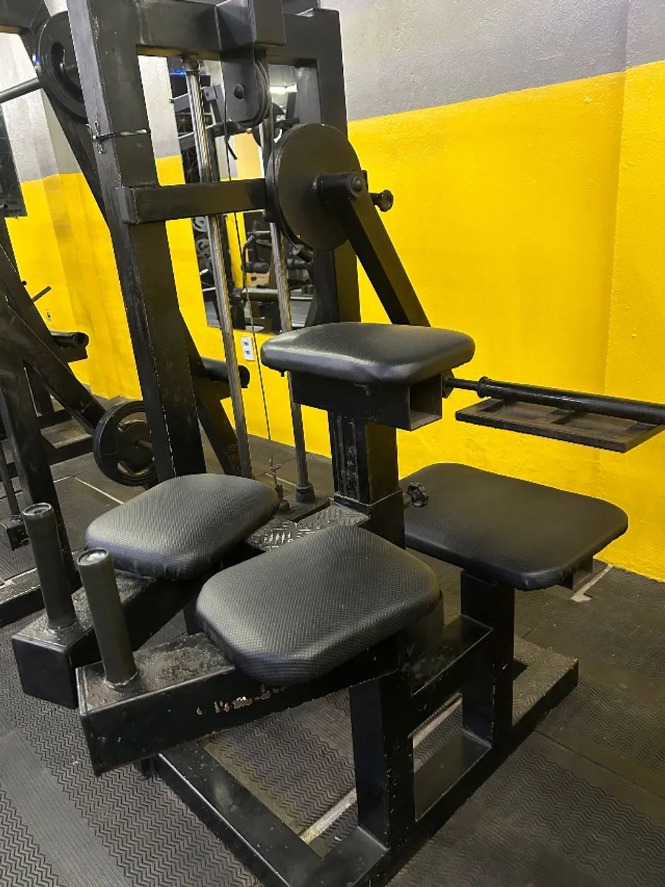 Máquina de glúteo  - Foto 2