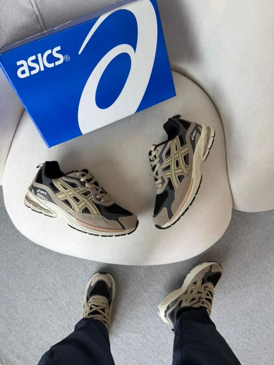 Tênis Asics Gel-NYC Masculino Premium Cor: Black/Greige
