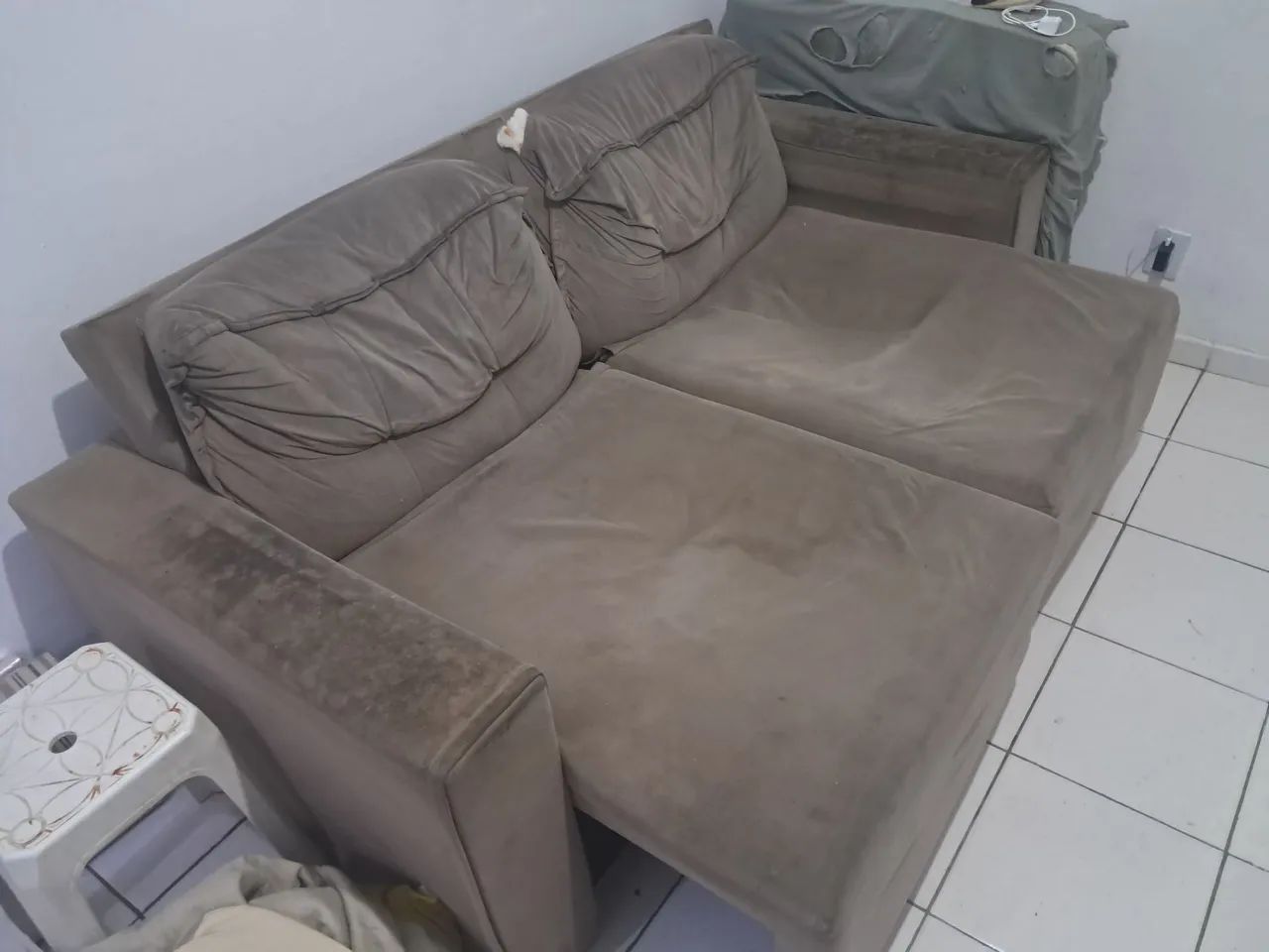 Sofá retrátil usado 1,80  - Foto 2