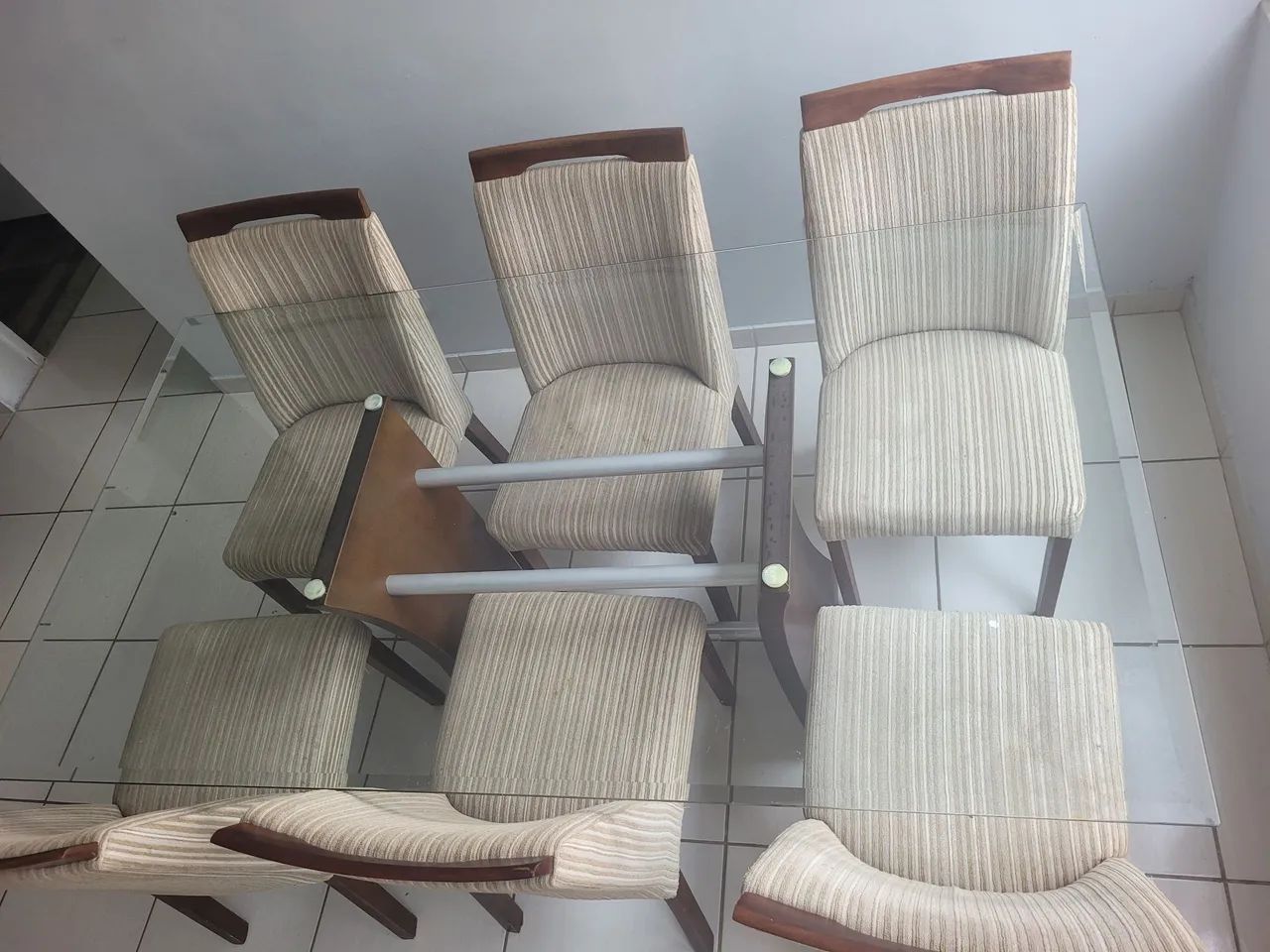 Mesa com 6 cadeiras  - Foto 4