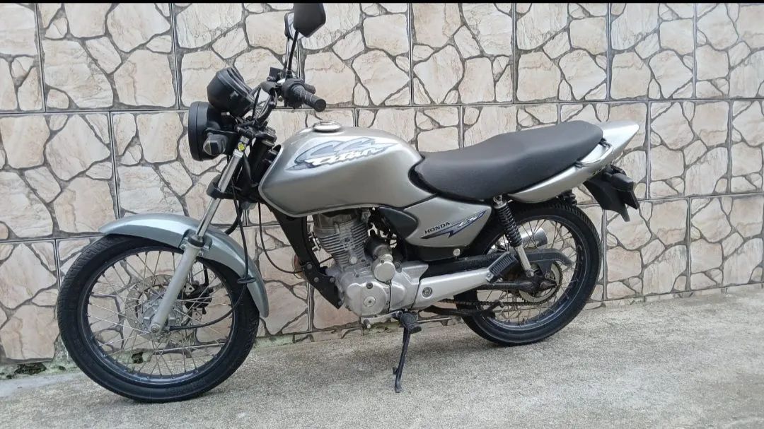 Titan 125 2001 Filé 