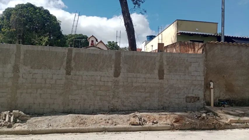 Vende-se lote em esmeraldas 