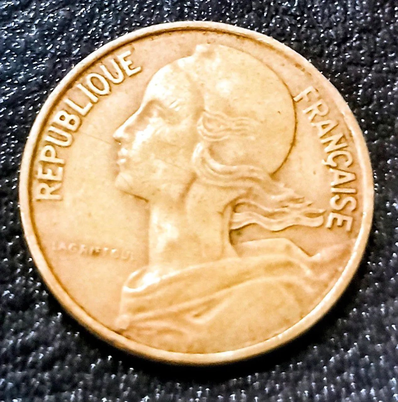 Moeda francesa 10 cêntimos 1963 - Foto 2
