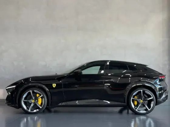 Ferrari Purosangue 6.5 V12 725cv, foto 3 de 16