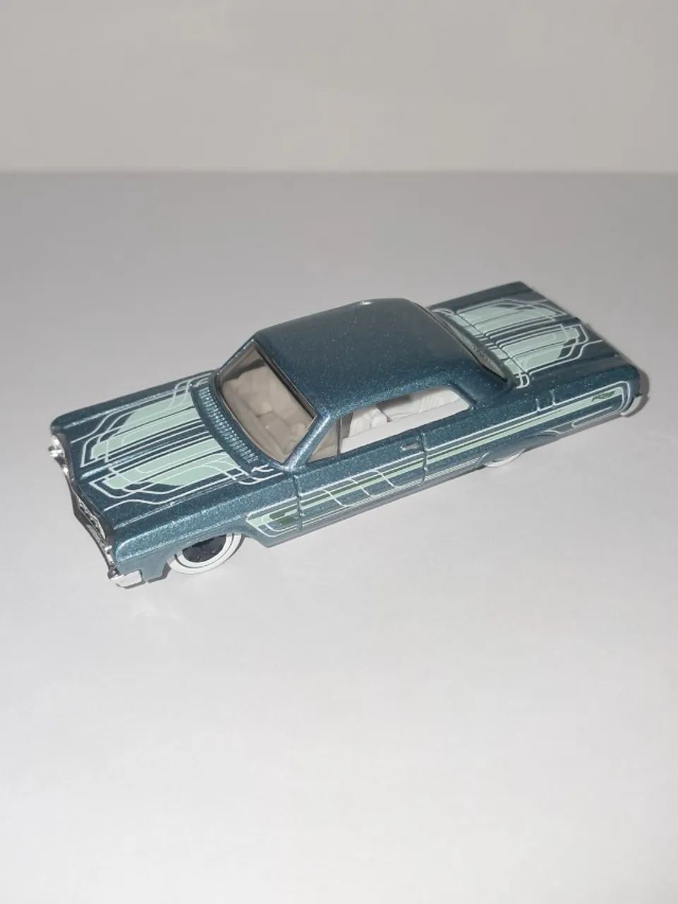 64 Impala - HotWheels