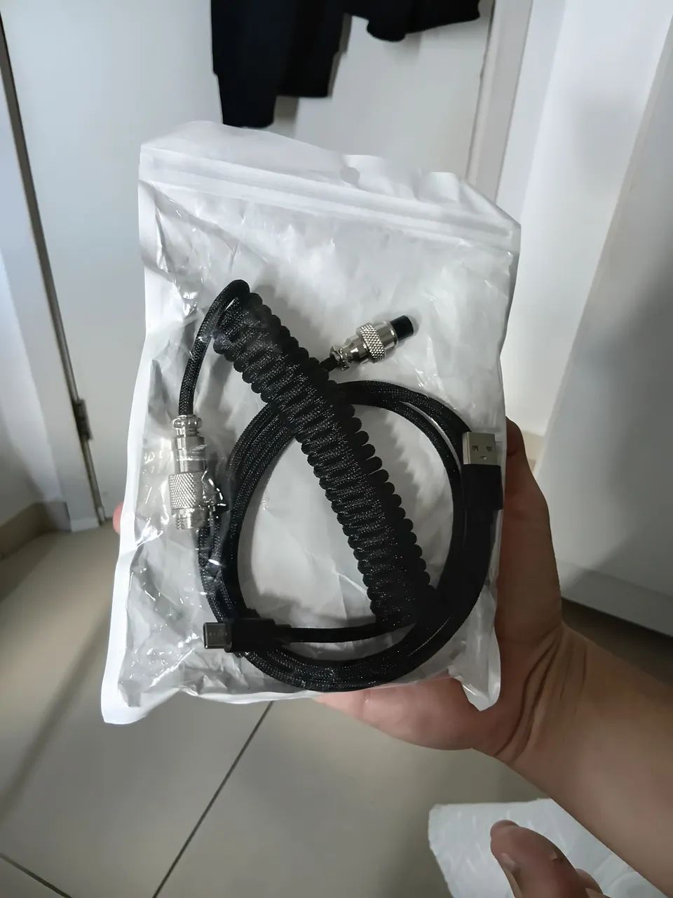 Cabo espiral USB-C para USB-A