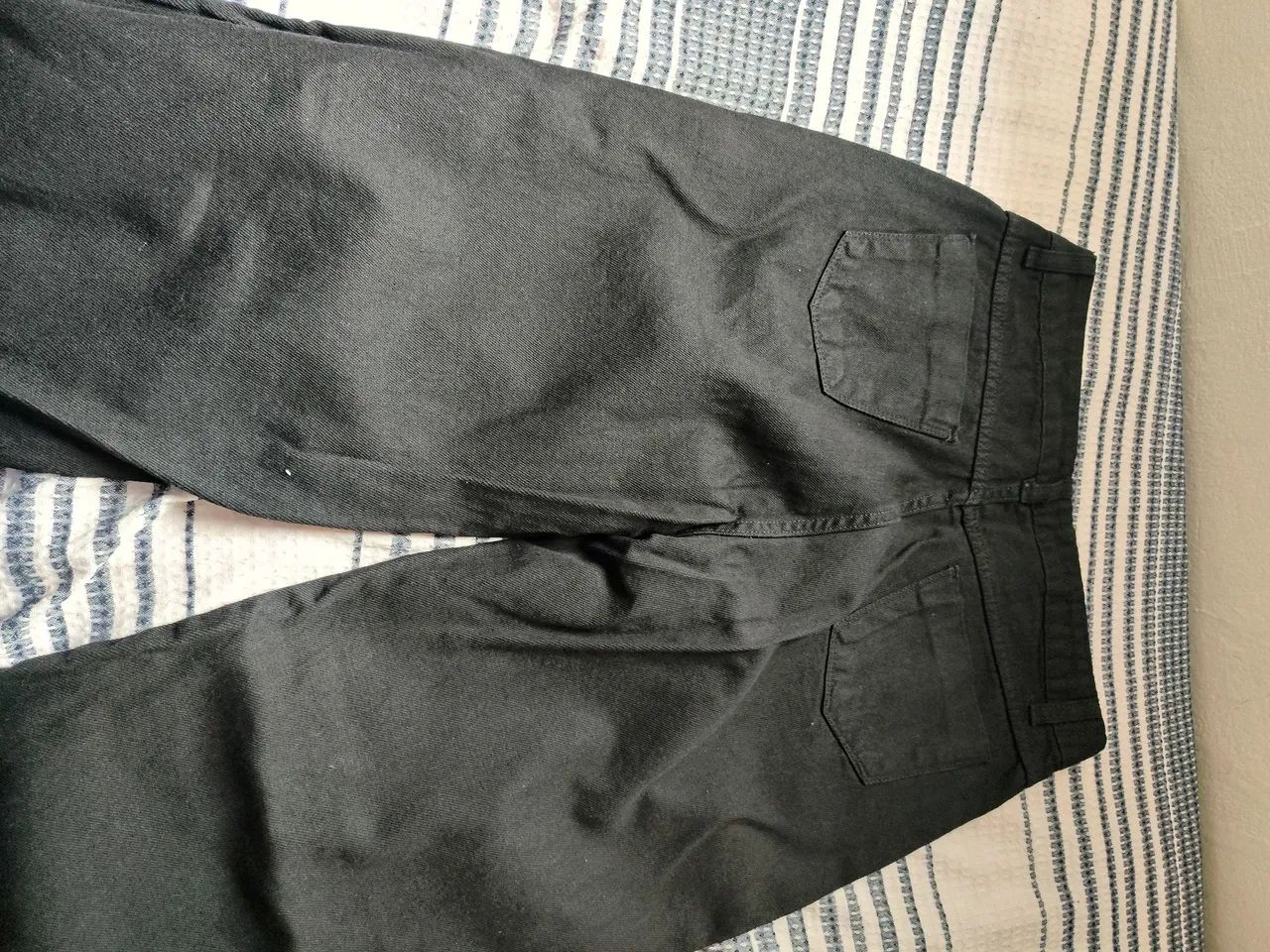 Short e calça jeans novos - Foto 4