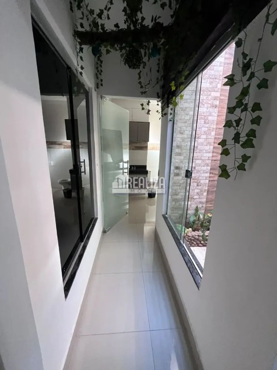 Casa à Venda no Bairro Oneida Mendes em Uberaba - Foto 4