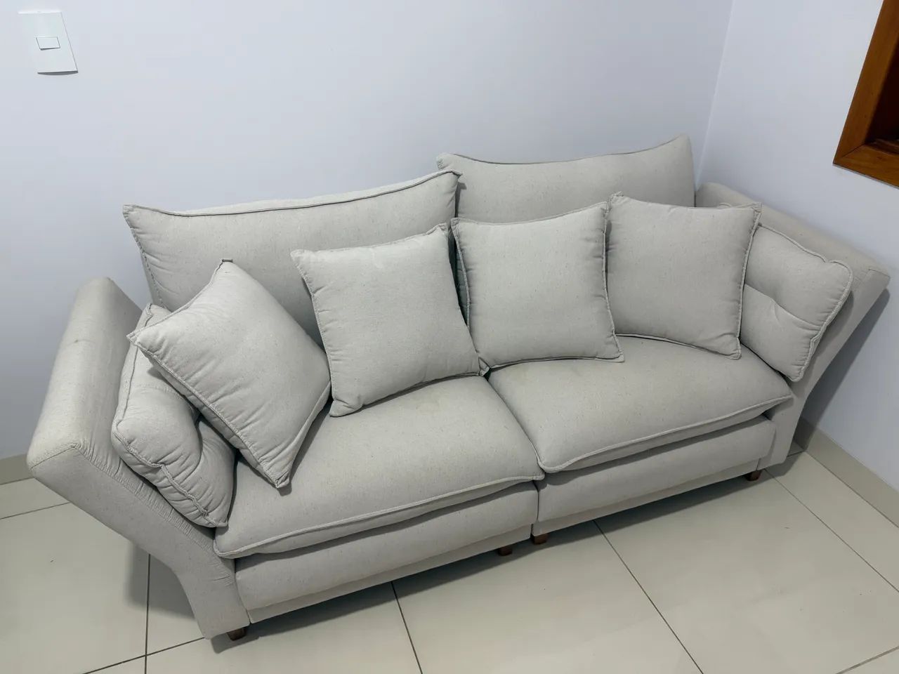 Sofá cinza tecido linho 2.10 metros usado - Foto 4