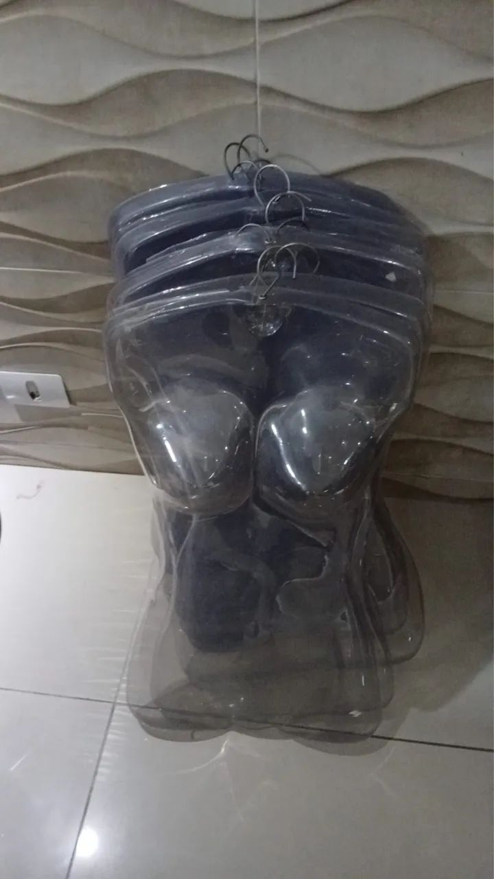 Manequins para loja de roupa