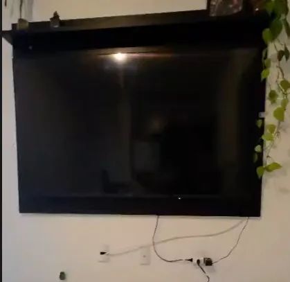 Smart TV Philips 65 Polegadas 4K - Display com Defeito - Para Conserto ou Peças - Foto 2