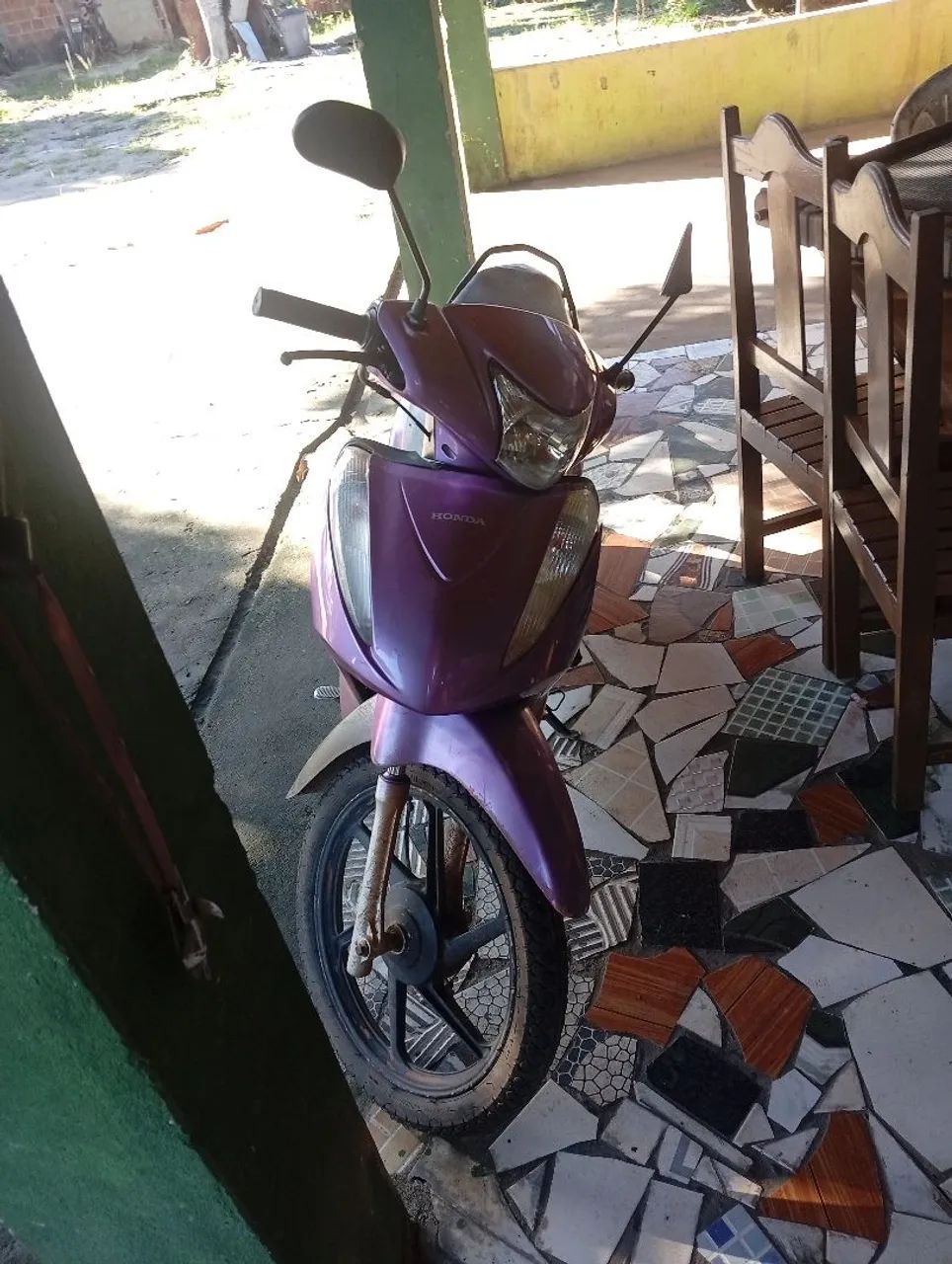 Biz 125 emplacada e só trasferir