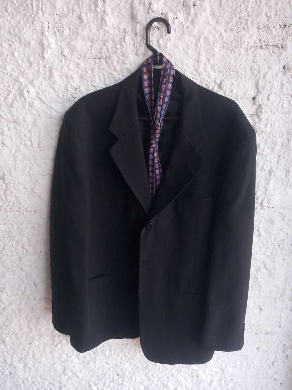 Vende se 2 ternos sem a parte debaixo obs nao entrego 100 os 2