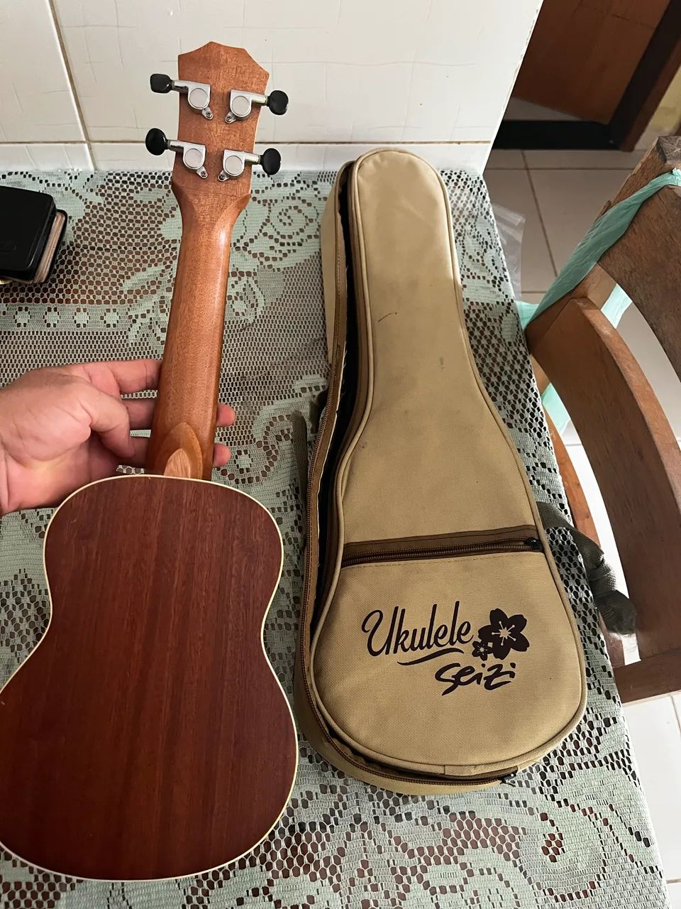Ukulele 
