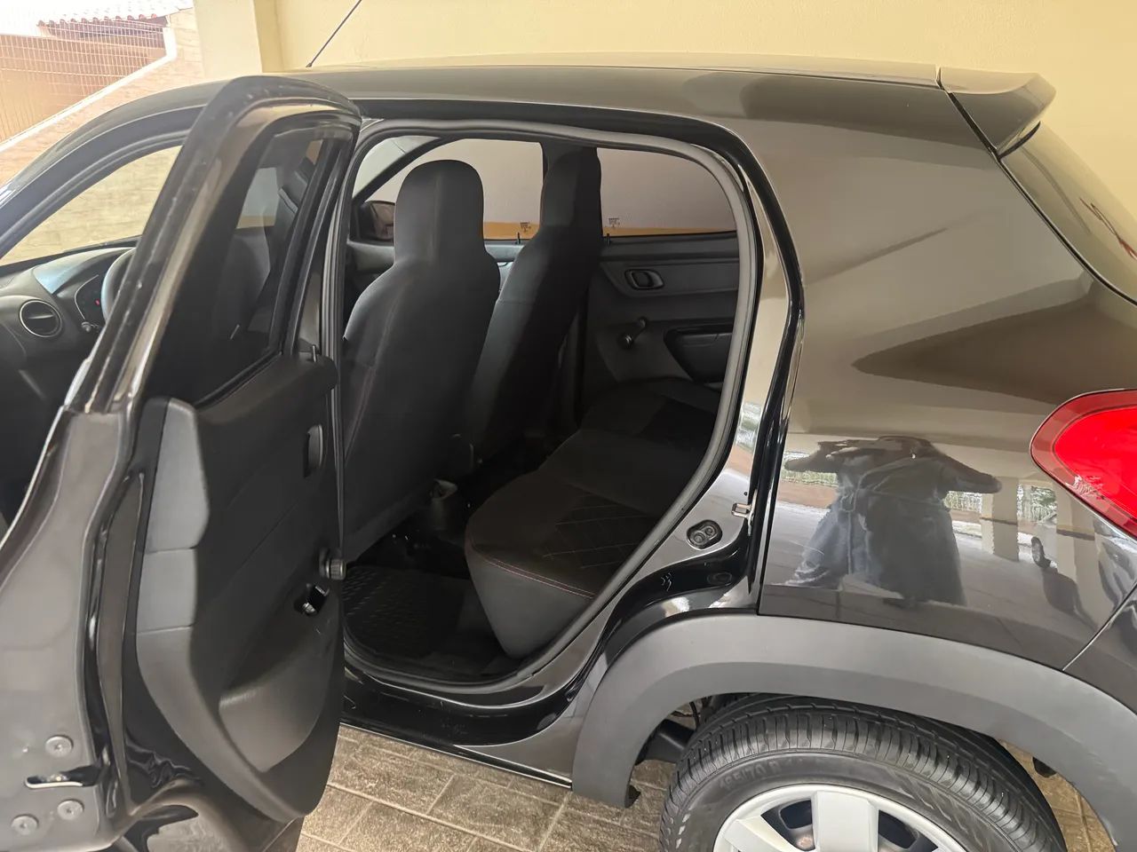 Renault Kwid Zen 1.0 Flex 12V 5P Mec. 2019 - Foto 2