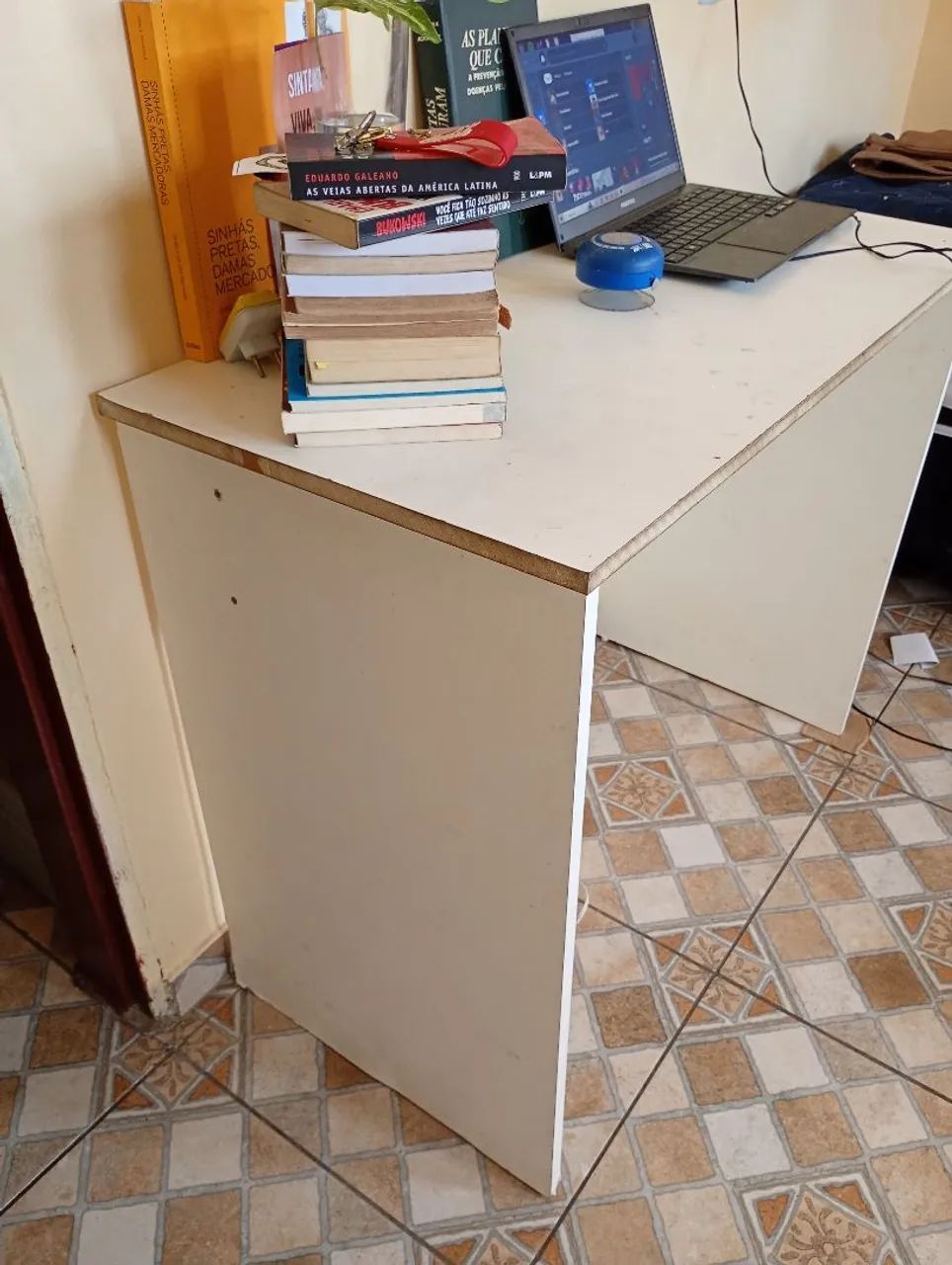 Escrivaninha 65082764679298121