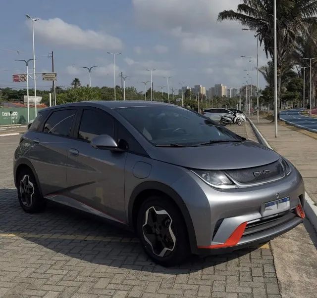 BYD Dolphin EV (Elétrico) 2025