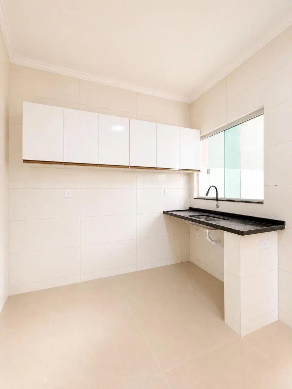 CASA RECÉM-REFORMADA - AREAL-DF  - Foto 5