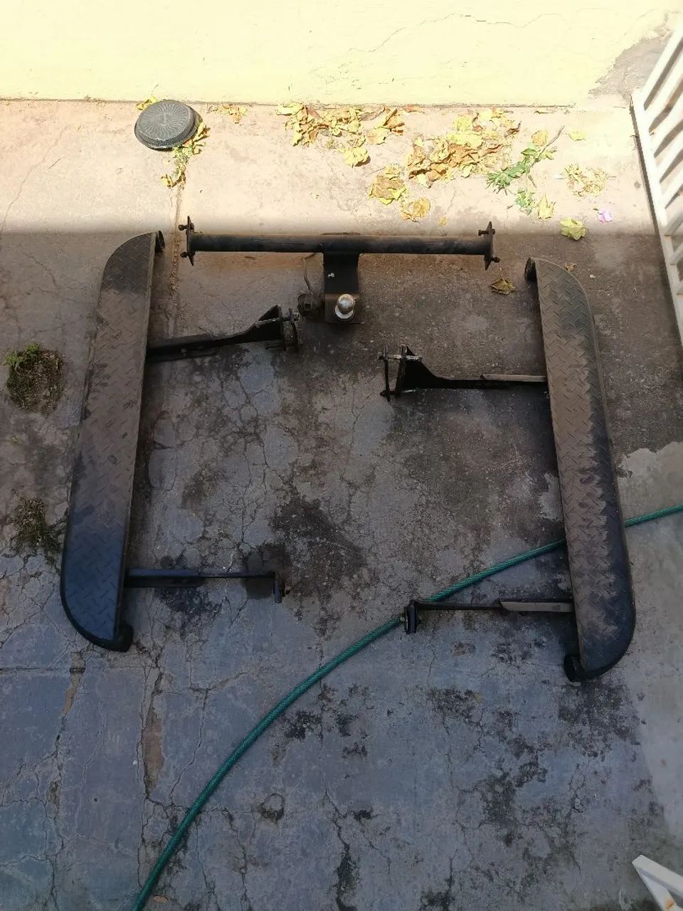 Estribo e engate da F1000 - Foto 2