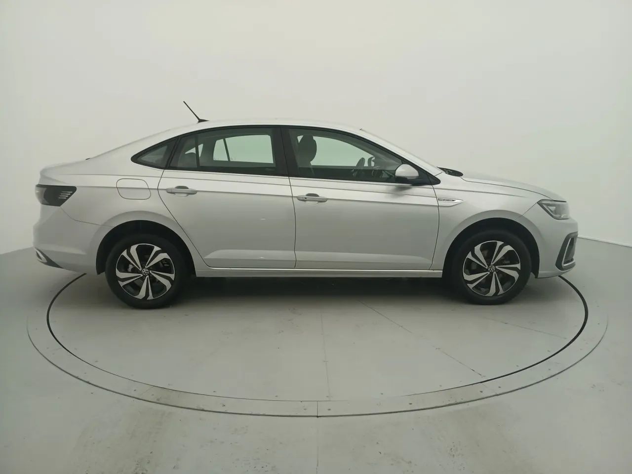 Volkswagen Virtus TSI 1.0 Flex 12V 4p Aut., foto 6 de 18