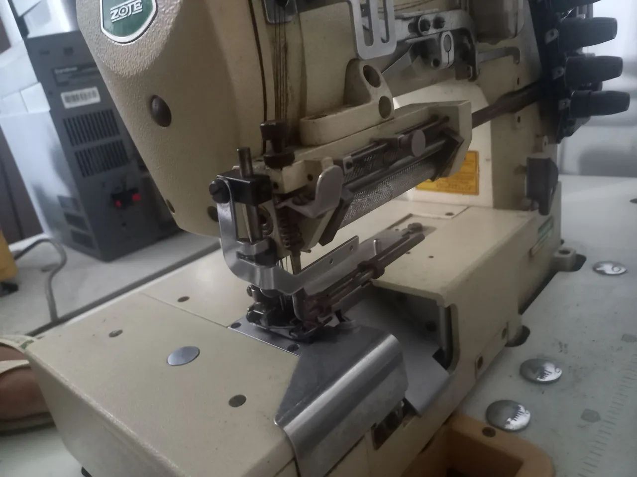 Máquina de costura BT - Foto 2