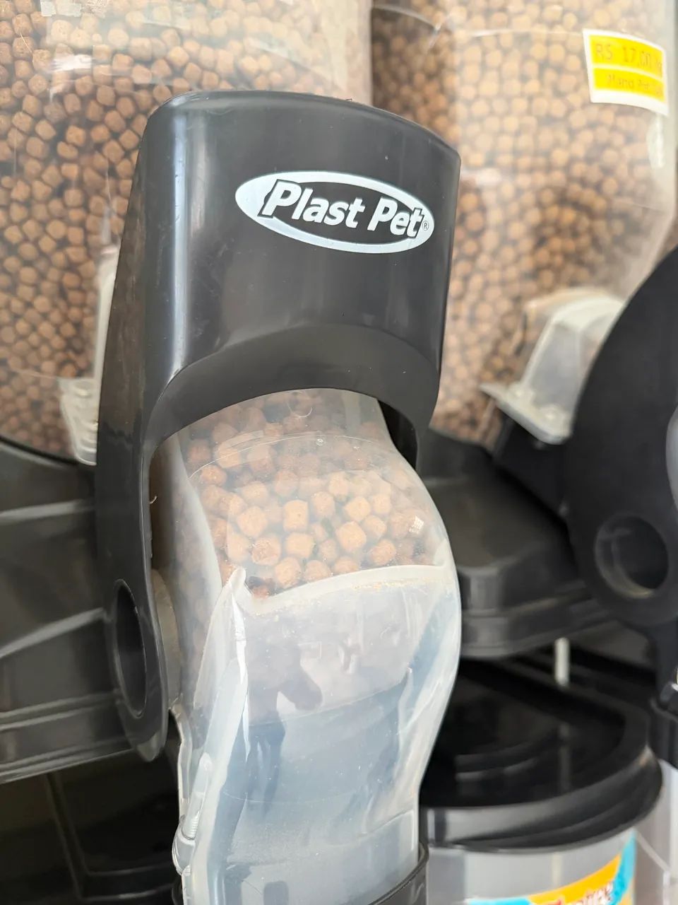 Vendo Dispenser de Ração (graneleiro) - Foto 2