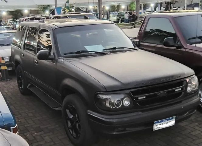 Ford Explorer XLT 4X4 4.0 V6 1995