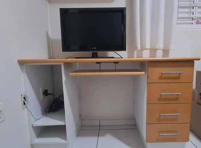 MESA 100% MDF com 4 gavetas - Foto 2
