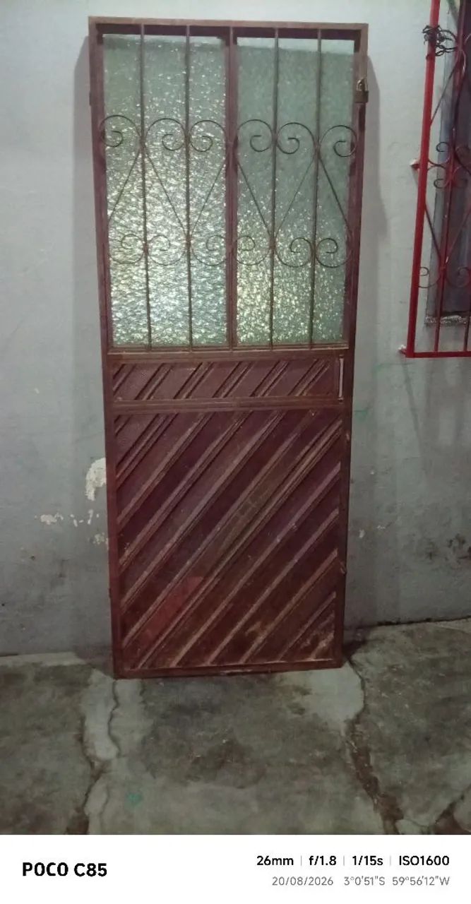 PORTA DE FERRO COM VIDRO COMPLETO, R$ 320 - Foto 3